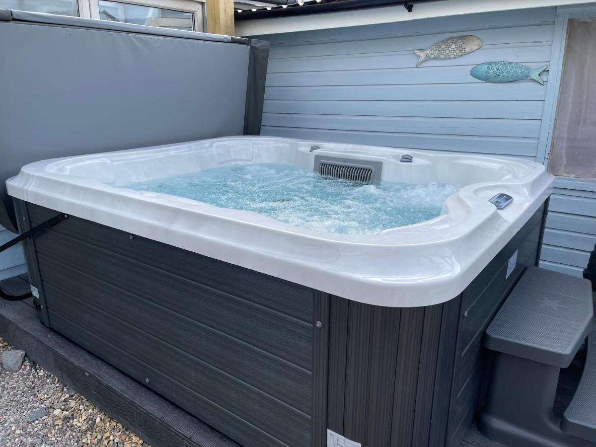 Dog Friendly Cottage 2 Mins To Beach With Hot Tub And Zappi Ev Lessingham Buitenkant foto