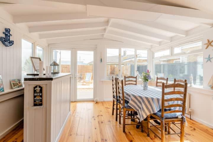 Dog Friendly Cottage 2 Mins To Beach With Hot Tub And Zappi Ev Lessingham Buitenkant foto